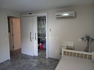 Edf. Juliana Dias, 225 m2, 4 quartos sendo 3 suítes, 3 vagas de garagem, alto padrão, beira mar