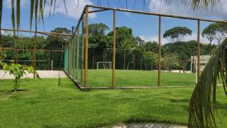 Casa em Aldeias, 240m², 4 quartos, 2 suítes, área ampla de lazer com piscina e churrasqueira