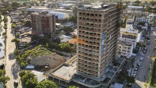 Edf. Costa Báltica, 50m², 2 quartos, 1 suíte, varanda, área de serviço e lazer completo