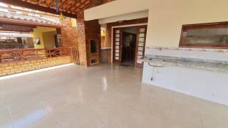 Condomínio Village do Araripe, 150m², Sala p/ dois ambientes, varanda nos quartos, 1° andar, 3 quartos(02 suítes)