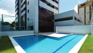 Edf. Vancouver, 56m², 2 quartos, andares altos, vista mar, ótima localização.