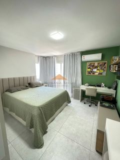 Cobertura espetacular no Edf Praia de Jeriba,reformada,5 suites,2 vagas.