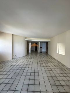 Edifício Veleiro, 210m², 4 quartos, 2 suítes, varanda, lavabo, área de serviço, dependência completa, 3 vagas de garagem