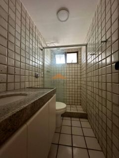 Edifício Veleiro, 210m², 4 quartos, 2 suítes, varanda, lavabo, área de serviço, dependência completa, 3 vagas de garagem