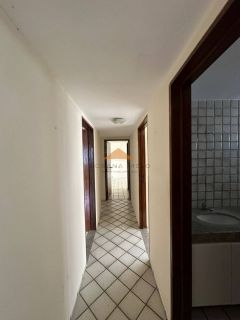 Edifício Veleiro, 210m², 4 quartos, 2 suítes, varanda, lavabo, área de serviço, dependência completa, 3 vagas de garagem
