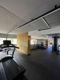 Edifício Veleiro, 210m², 4 quartos, 2 suítes, varanda, lavabo, área de serviço, dependência completa, 3 vagas de garagem