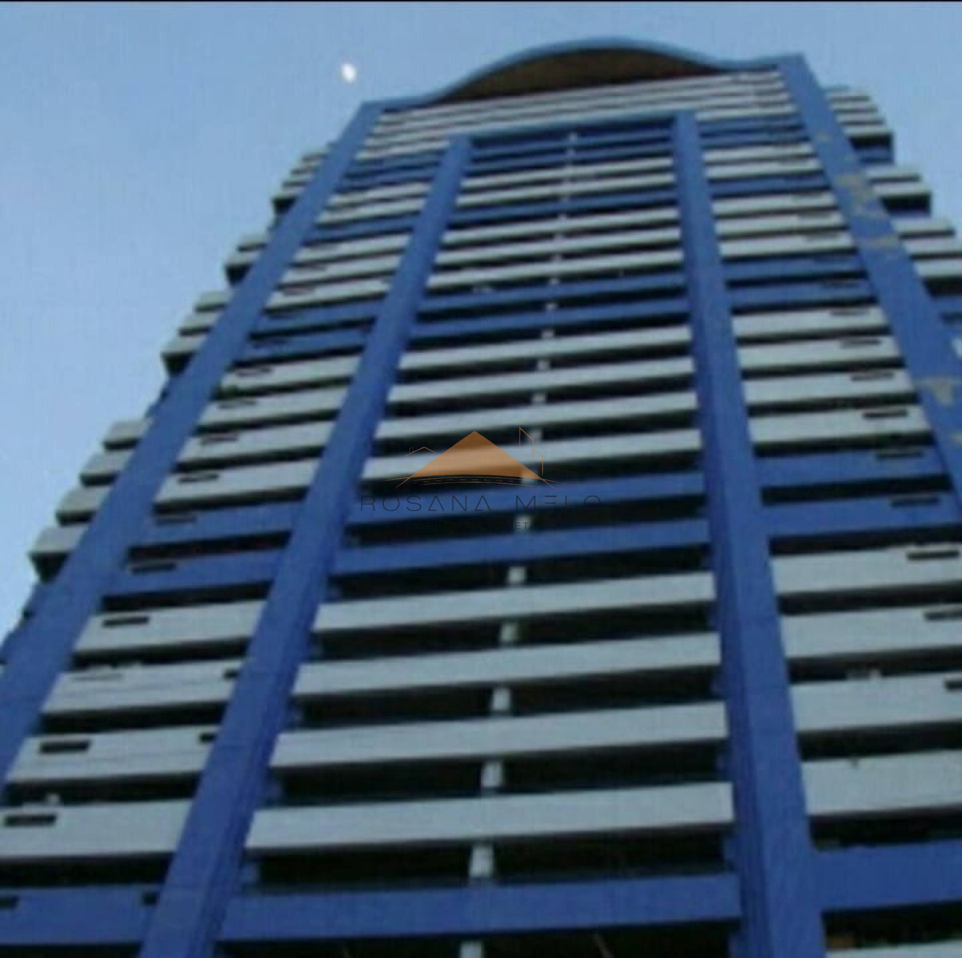 Edf. Praia de Guarapuá em Setúbal a cerca de 350m da praia. Nascente, 3 quartos (1 suíte), opção para 4 quartos ou home office, ou sala para 3 ambientes, com armários, instalações para split, WC's com box blindex e armários, varandão, despensa, dependênci