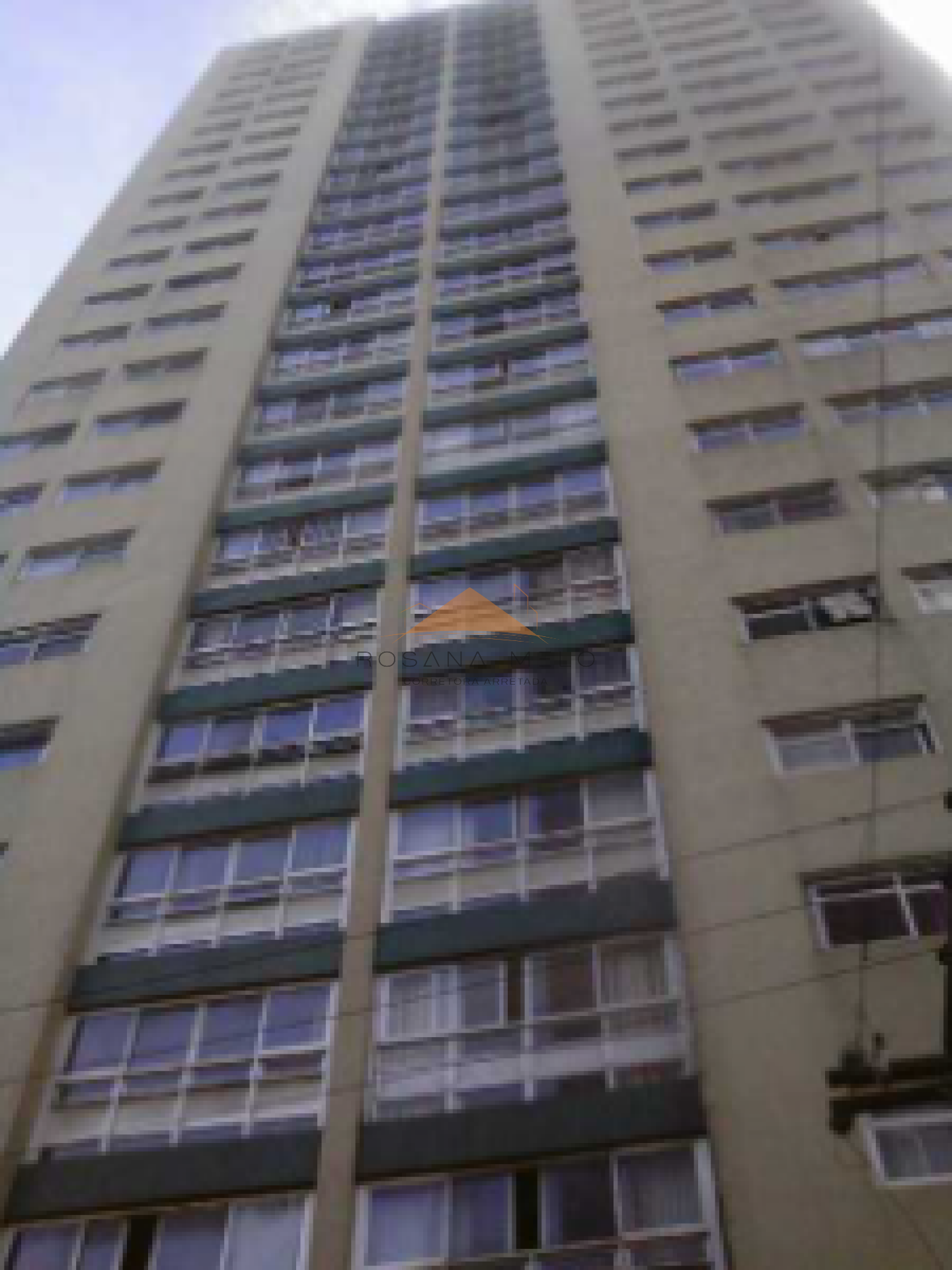 Excelente Apartamento á venda próximo ao parque 13 de maio , 3 quartos , sendo 1 suíte, 3 wcs, 1vaga, área construída 117m²