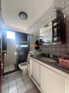 Excelente Apartamento á venda próximo ao parque 13 de maio , 3 quartos , sendo 1 suíte, 3 wcs, 1vaga, área construída 117m²