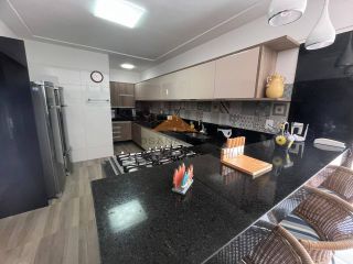 Casa no condominio Coutry de Gravata,430m,5 suites,mobiliada,espaço gourmet,piscina privativa