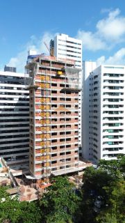 Edf. Domus Jequitinhonha, 24 m², piso em porcelanato, lazer completo e a 5 minutos a pé da praia