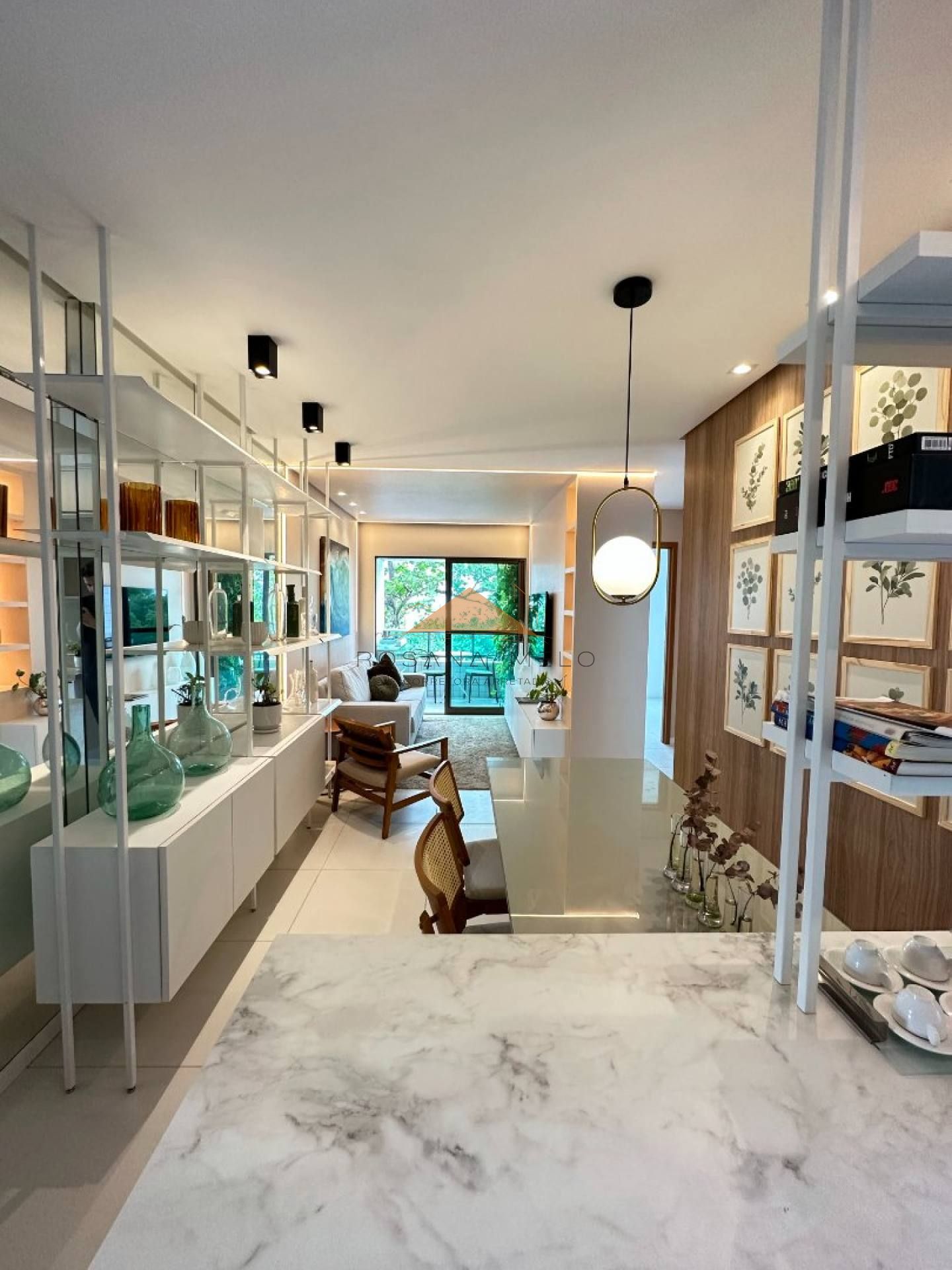 Edifício Parc Jardin, 63m², 3 quartos, 2 suíte, varanda, área de serviço, 1 vaga de garagem