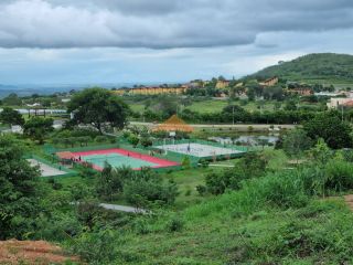 Casa espetacular no condomínio Raízes da Serra II,500M,5 suítes, espaço gourmet, piscina privativa