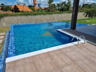 Casa espetacular no condomínio Raízes da Serra II,500M,5 suítes, espaço gourmet, piscina privativa