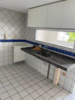 Apartamento no Edf.Praia de Itaúnas,100m² com 03 quartos e uma boa area de lazer em boa viagem - VENDA