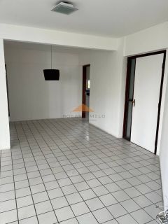 Apartamento no Edf.Praia de Itaúnas,100m² com 03 quartos e uma boa area de lazer em boa viagem - VENDA