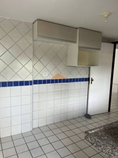 Apartamento no Edf.Praia de Itaúnas,100m² com 03 quartos e uma boa area de lazer em boa viagem - VENDA