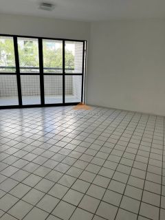 Apartamento no Edf.Praia de Itaúnas,100m² com 03 quartos e uma boa area de lazer em boa viagem - VENDA