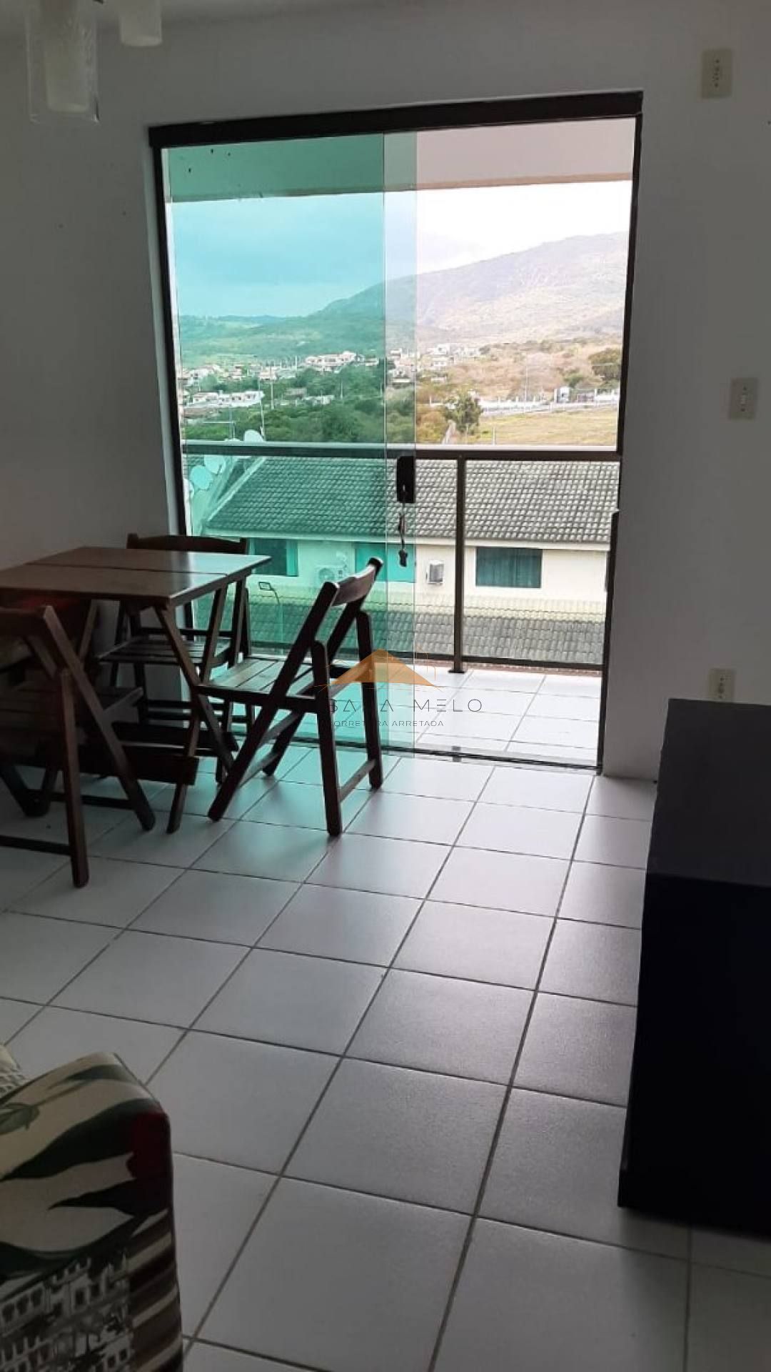 Condomínio Ravenna Residence, C/ 45m², 2 quartos,varanda, 2 banheiros e um  Clima agradável em Gravatá.
