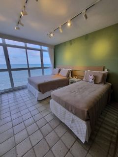 Flat Edifício Golden Beach, 36m², 1qto, 1WC, frente às piscinas naturais em Piedade