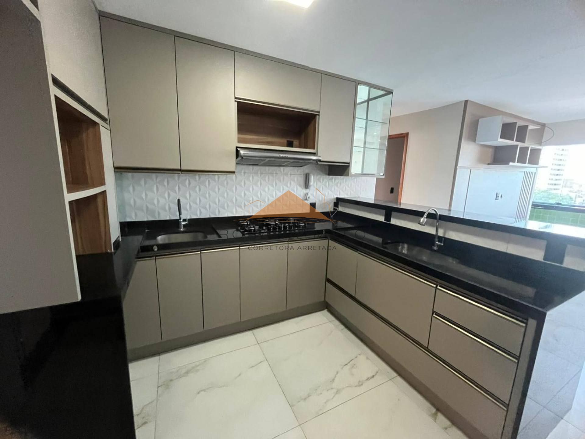 Edifício Alameda Santa Monica, 2 quartos, 1 suíte, varanda, móveis planejados, todo em porcelanato, 1 vaga de garagem