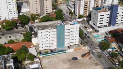 Edifício Mario Oliveira, 133m², 4 quartos, 3 suítes, lavabo, varanda gourmet, dependência completa, 2 vagas de garagem