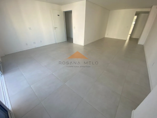 Apartamento à venda no Edifício Villa Lobos, 162m², 4 quartos, 2 suítes, lavabo, 2 vagas de garagem