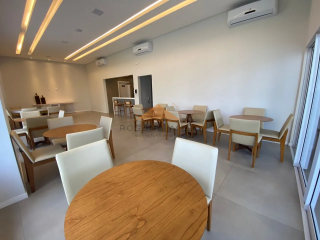 Apartamento à venda no Edifício Villa Lobos, 162m², 4 quartos, 2 suítes, lavabo, 2 vagas de garagem