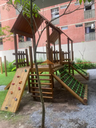 Edifício Alameda Brunehilde Trajano, 180m², 4 suítes, lavabo, dependência completa, móveis fixos, 3 vagas de garagem