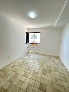 Edifício Manoel de Brito, 280m², 4 quartos, 2 suítes, vista mar, 2 vagas de garagem