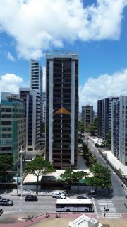 Edifício Manoel de Brito, 280m², 4 quartos, 2 suítes, vista mar, 2 vagas de garagem