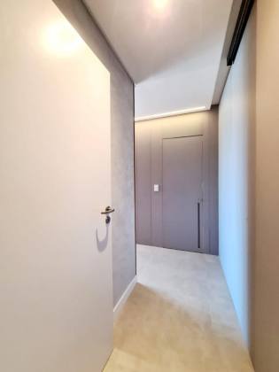 Edifício Mirante do Cais, 227m², 4 quartos, 4 suítes, closet, lavabo, varanda gourmet, dependência completa, 4 vagas de garagem