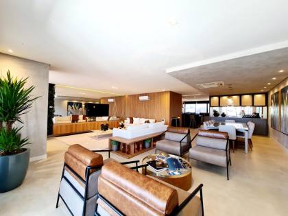 Edifício Mirante do Cais, 227m², 4 quartos, 4 suítes, closet, lavabo, varanda gourmet, dependência completa, 4 vagas de garagem
