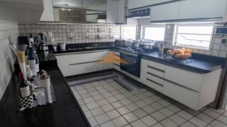 Casa de alto padrão em Setúbal, 543m², 4 quartos, 3 suítes, hidromassagem, jardim de inverno, vaga para 3 carros