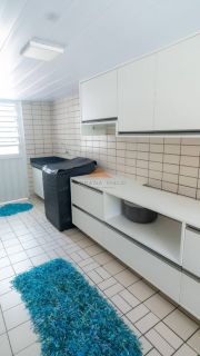 Casa de alto padrão em Setúbal, 543m², 4 quartos, 3 suítes, hidromassagem, jardim de inverno, vaga para 3 carros