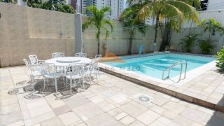 Casa de alto padrão em Setúbal, 543m², 4 quartos, 3 suítes, hidromassagem, jardim de inverno, vaga para 3 carros