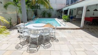 Casa de alto padrão em Setúbal, 543m², 4 quartos, 3 suítes, hidromassagem, jardim de inverno, vaga para 3 carros
