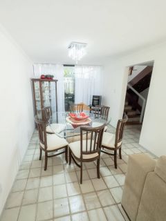 Casa de alto padrão em Setúbal, 543m², 4 quartos, 3 suítes, hidromassagem, jardim de inverno, vaga para 3 carros