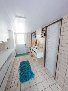 Casa de alto padrão em Setúbal, 543m², 4 quartos, 3 suítes, hidromassagem, jardim de inverno, vaga para 3 carros