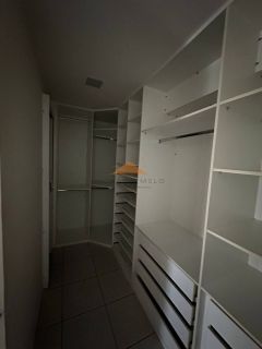 Edifício Joana Dhalia, 170m², 3 suítes, 1 Suíte Master, lavabo, mobiliado, dependência completa, 3 vagas de garagem