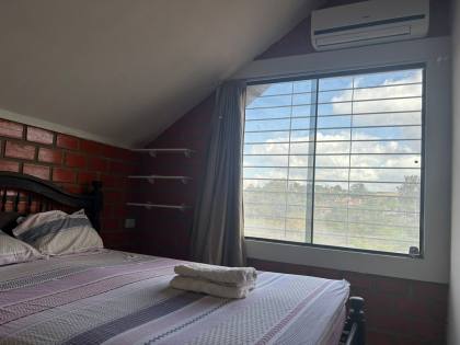 Sobrado para venda tem 200 metros quadrados com 4 quartos em Porta Florada - Gravatá - PE