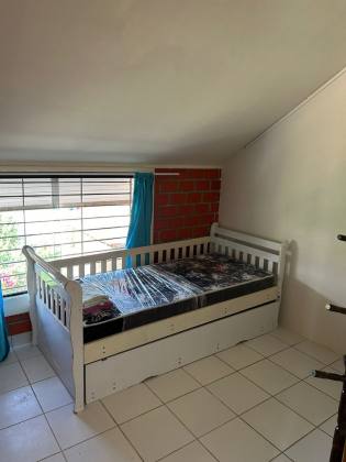 Sobrado para venda tem 200 metros quadrados com 4 quartos em Porta Florada - Gravatá - PE