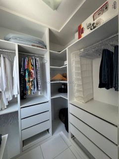 Oportunidade Edifício Porto das Palmeiras, Setúbal, 70 metros, varanda, sala, banheiro, 3 quartos, 1 suíte, cozinha, área de serviço, 01 vaga de garagem, piscina, salão de festas, academia, todo mobiliado