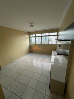 Edifício Tupi, 105m², 3 quartos, área de serviço, dependência completa, 1 vaga de garagem, nascente