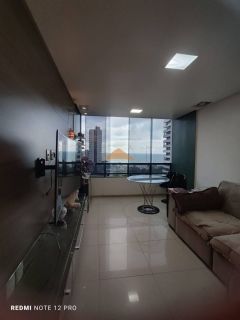 EDIFICIO CÍCERO SALES, EM BOA VIAGEM, COM 3 QUARTOS, 1 SUÍTE, 1BANHEIRO, 110 M², COM VISTA PRIVILEGIADA DO MAR.