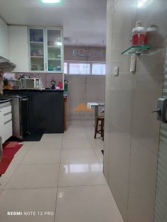 EDIFICIO CÍCERO SALES, EM BOA VIAGEM, COM 3 QUARTOS, 1 SUÍTE, 1BANHEIRO, 110 M², COM VISTA PRIVILEGIADA DO MAR.