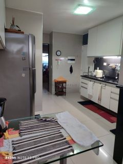 EDIFICIO CÍCERO SALES, EM BOA VIAGEM, COM 3 QUARTOS, 1 SUÍTE, 1BANHEIRO, 110 M², COM VISTA PRIVILEGIADA DO MAR.
