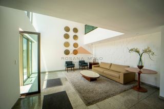 Edifício Lucilo Maranhão, 182 m², 4 quartos suítes com vista mar, moveis planejados, 3 vagas de garagem