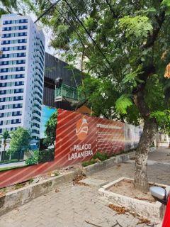 Edificio Palacio das Laranjeiras, com 64m2, 03 quantos, sendo 01 suite, 01 vaga de garagem, lazer completo, em setubal.