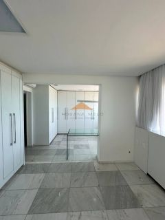 Edifício Amália Rodrigues, 170m², 4 quartos, 3 suítes, 1 banheiro social e 3 vagas de garagem